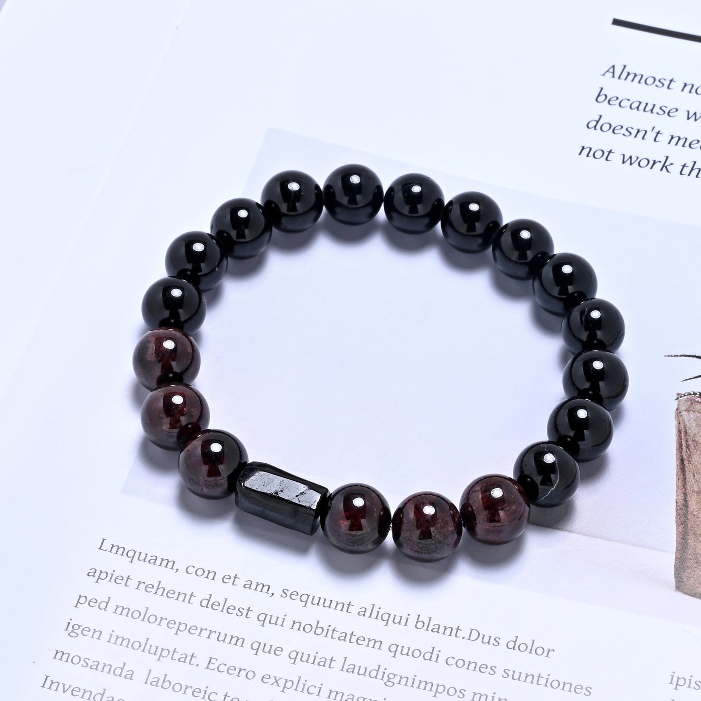 Terra Gem™ Schörl & Granat Armband – 10 mm